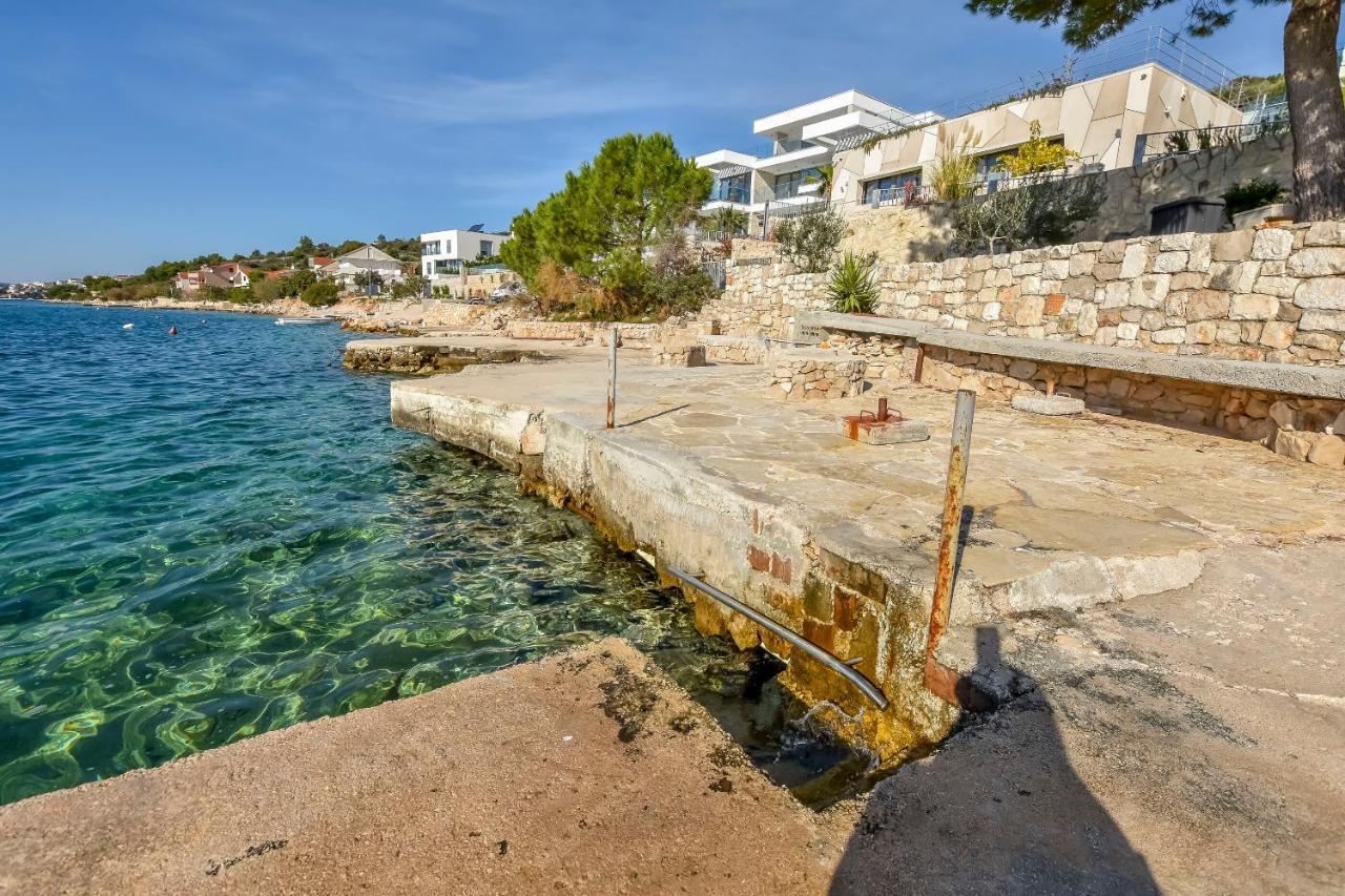 Apartments Pera Ražanj Eksteriør billede