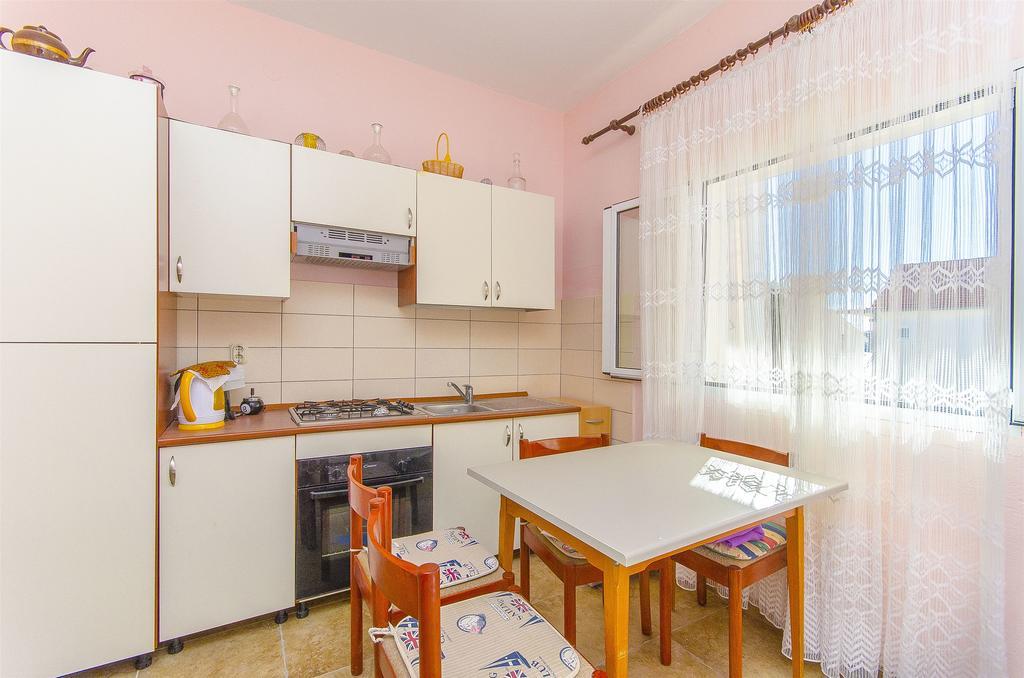 Apartments Pera Ražanj Eksteriør billede