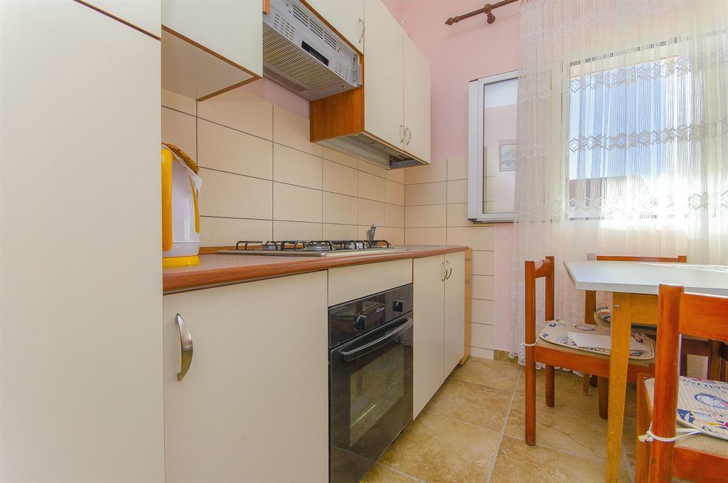 Apartments Pera Ražanj Eksteriør billede
